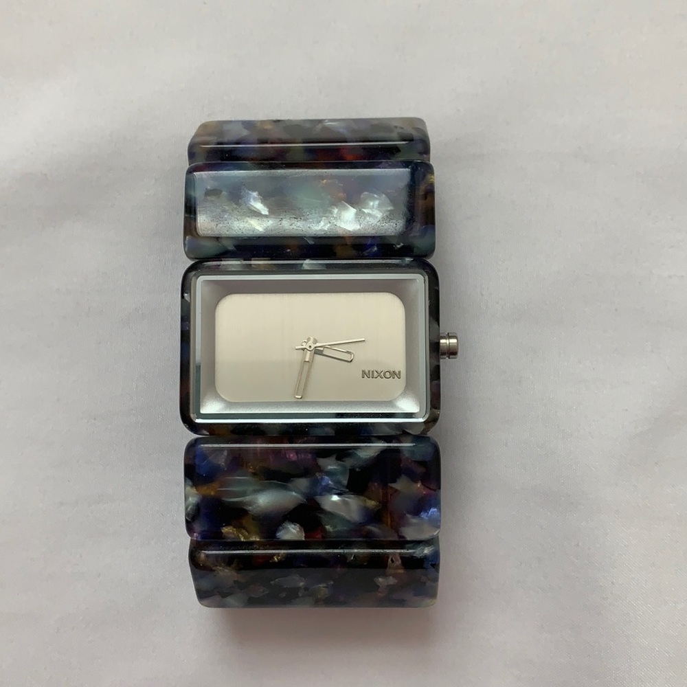 Nixon Watch
